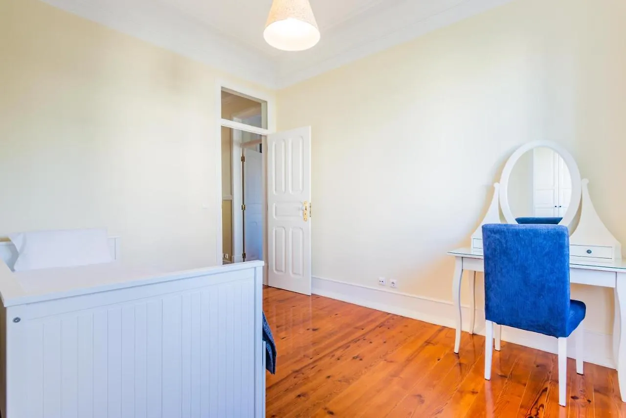 Saldanha Central Urban Lisbon Apartment